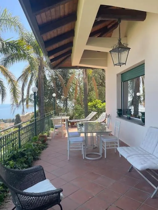 Villa Des Arts - Taormina Holiday home