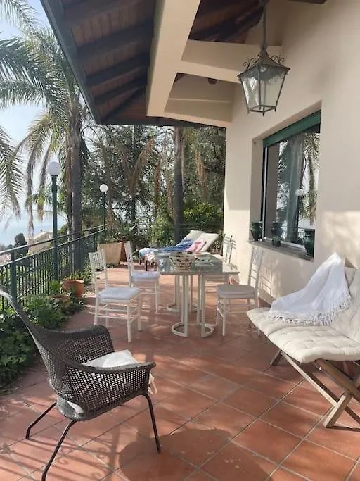 Villa Des Arts - Taormina 0*,  Italy